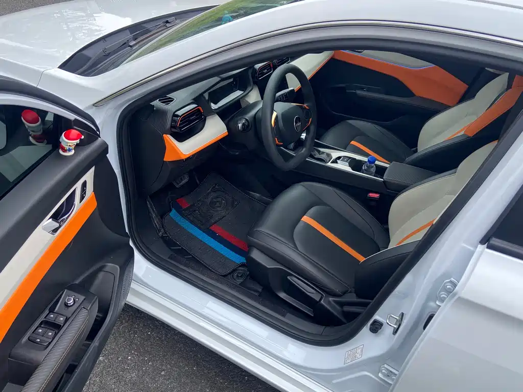 Aeolus Yixuan Mach Edition 1.5L Auto Wind Chaser Edition, фото 5