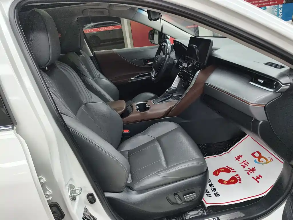 TOYOTA LING FANG HARRIER