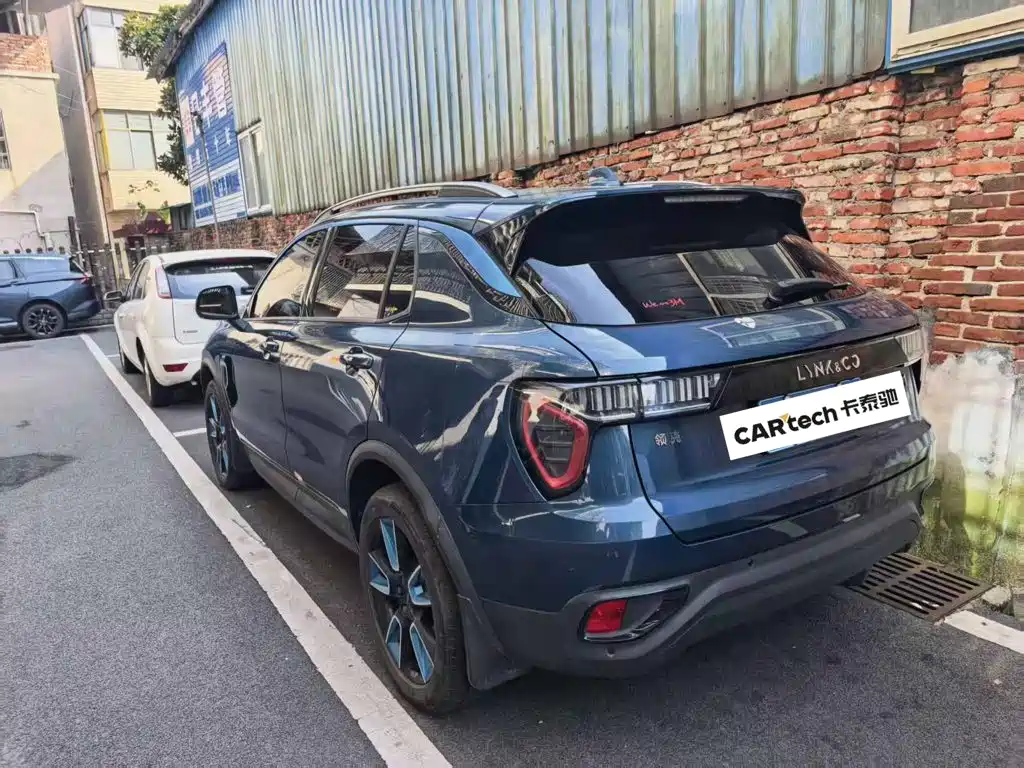 Lynk & Co 01 2019 2.0T Pro V