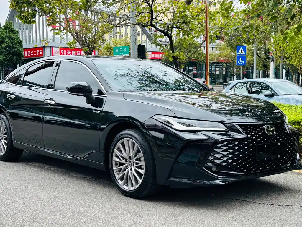 TOYOTA ASIAN DRAGON