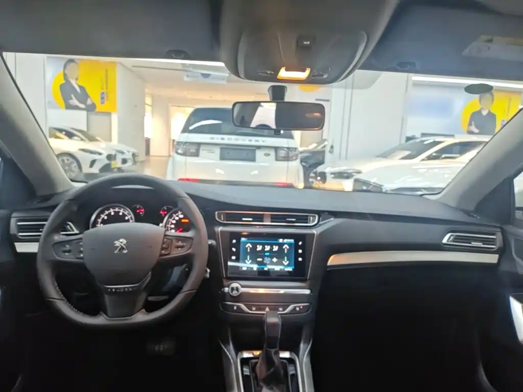 Peugeot 408 — миниатюра 10