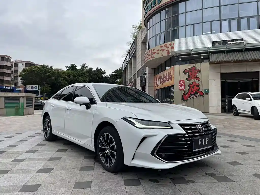TOYOTA ASIAN DRAGON