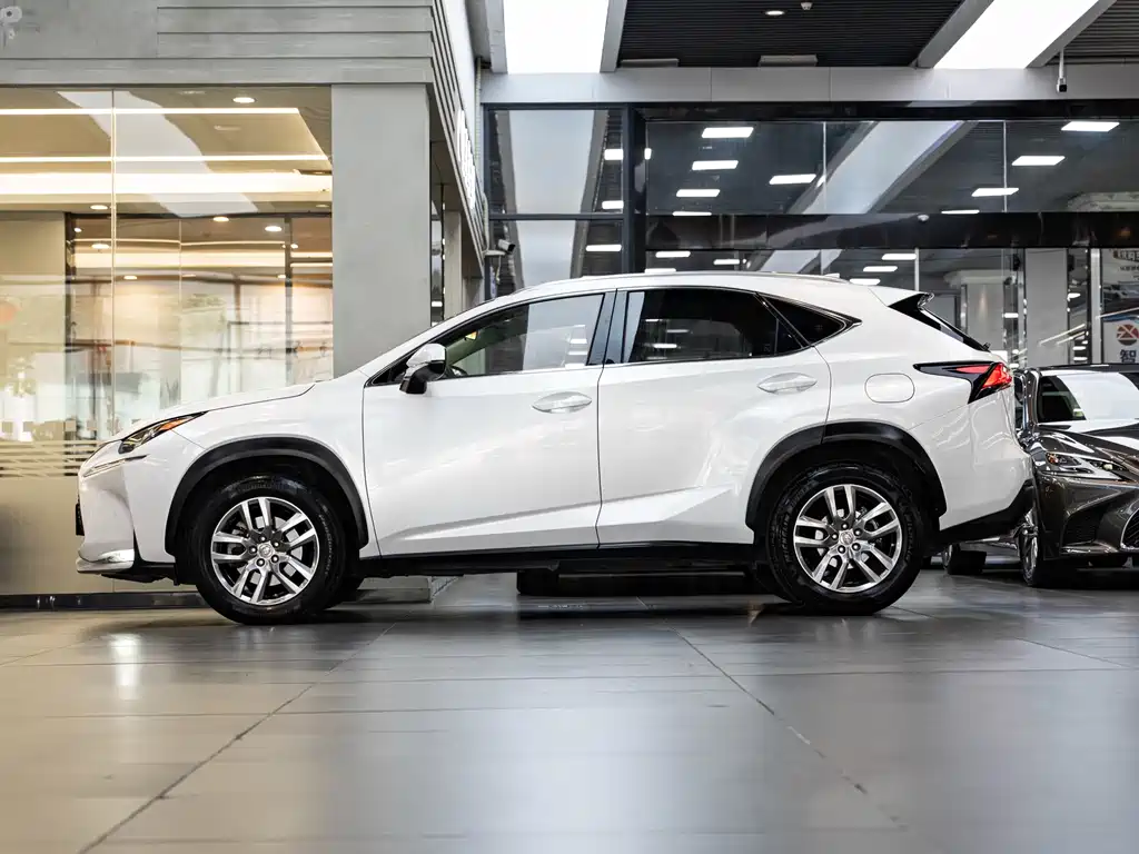 Lexus NX 2015 200t