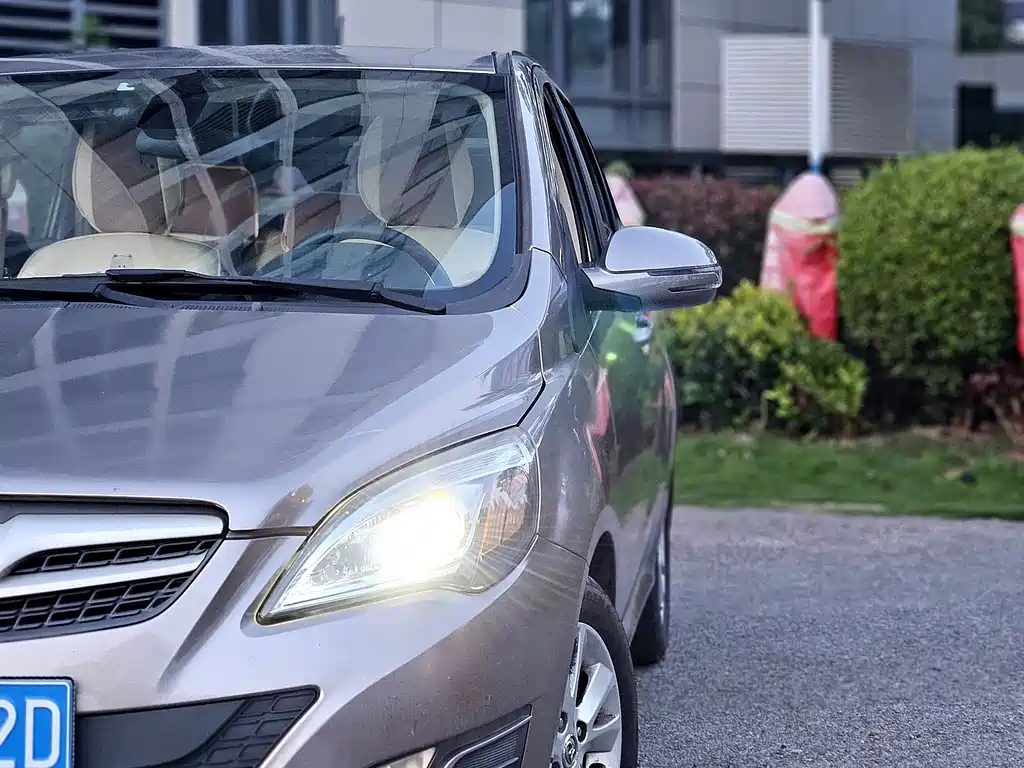 BAIC E-Series — миниатюра 14