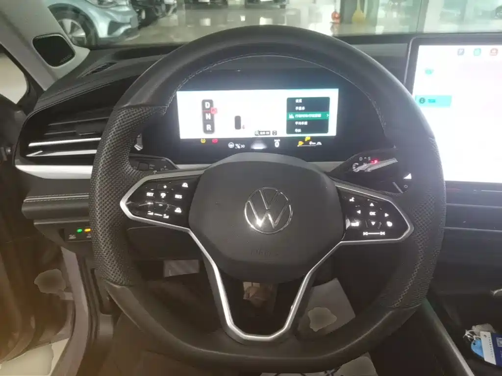 Volkswagen Passat — миниатюра 11