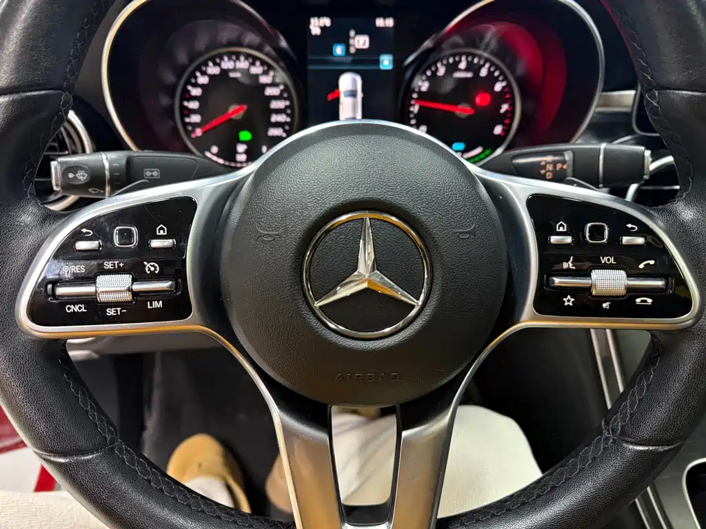 Mercedes-Benz C-Class — миниатюра 19