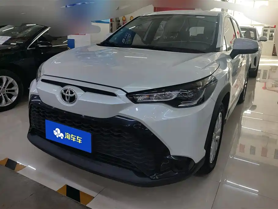 Toyota Frontlander 2024