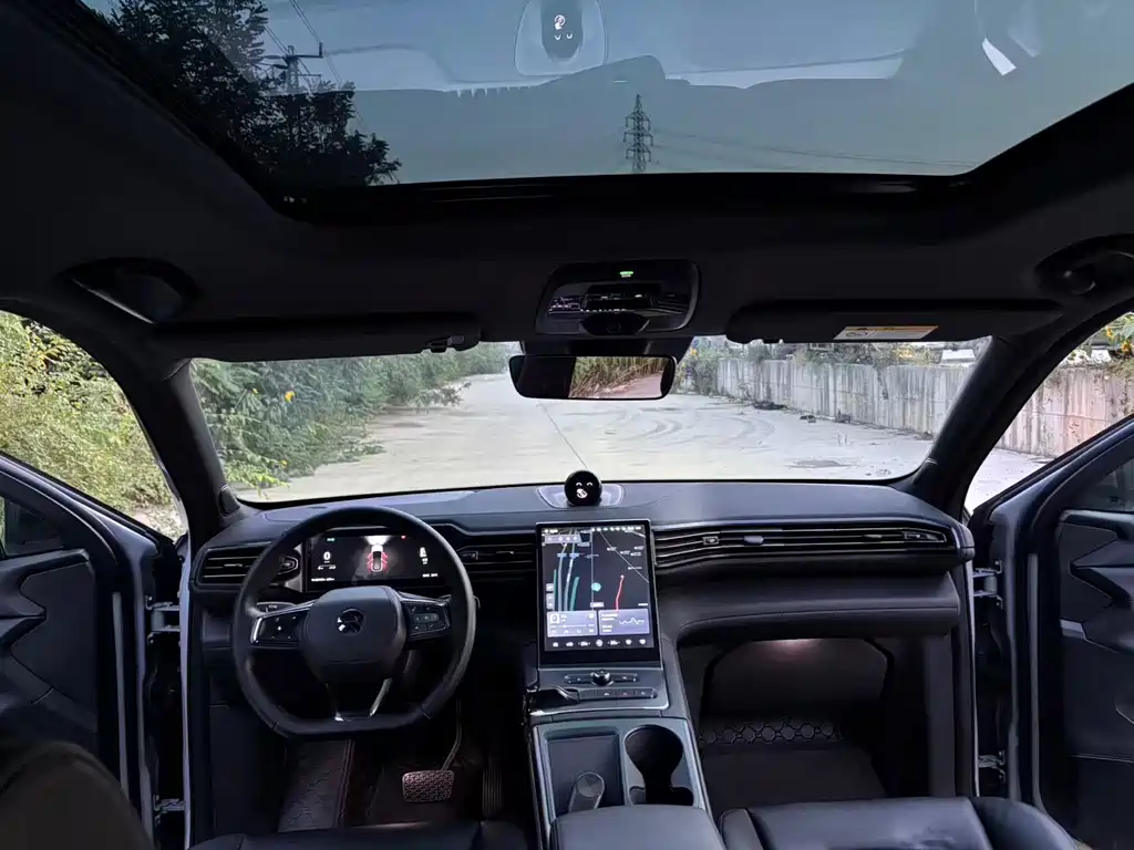NIO ES6 — миниатюра 5