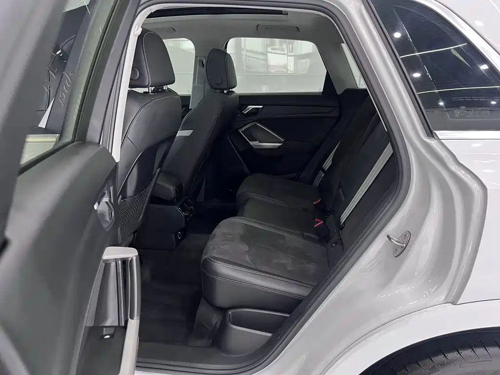 Audi Q3 — миниатюра 9