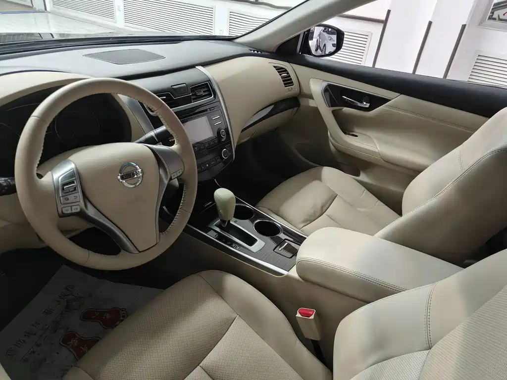 Nissan Teana — миниатюра 7