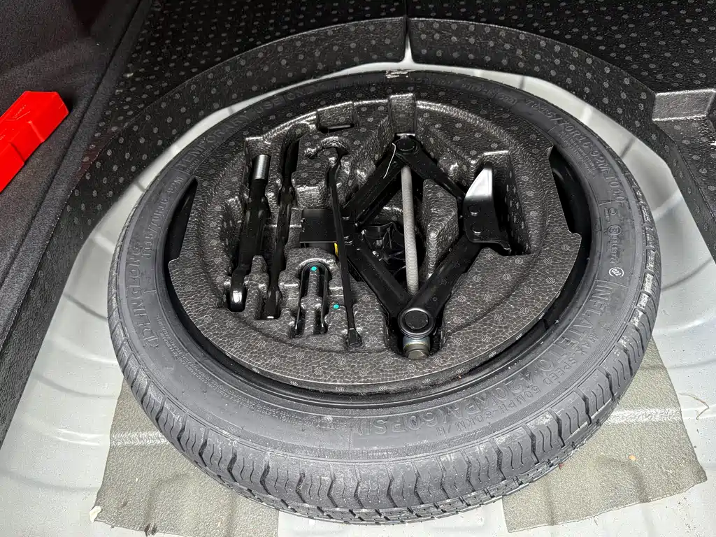 Geely Emgrand L — миниатюра 12