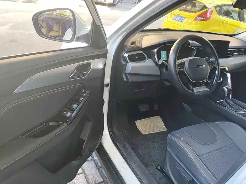 BAIC X3 — миниатюра 16