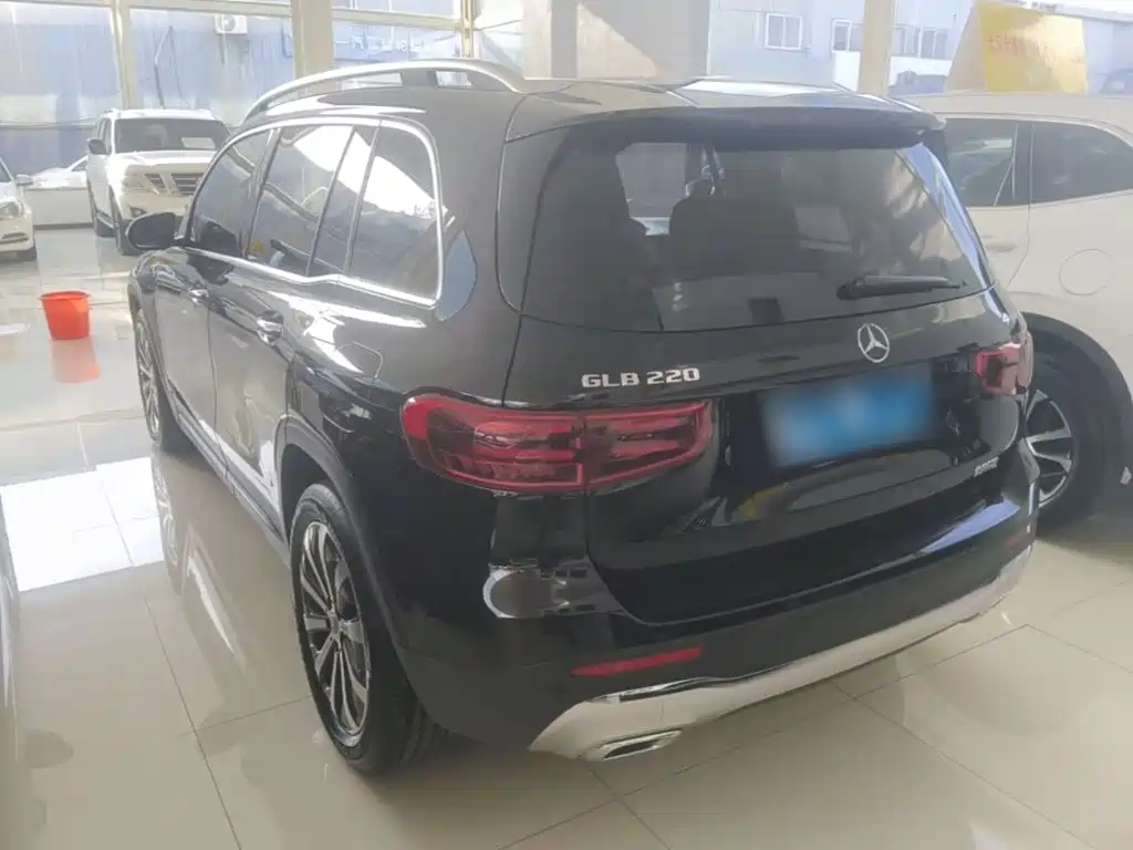 Mercedes-Benz GLB — миниатюра 5