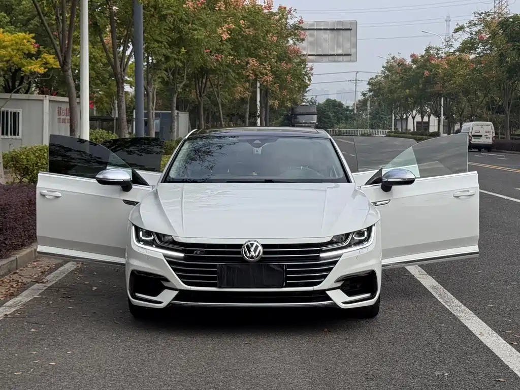 Volkswagen CC — миниатюра 9