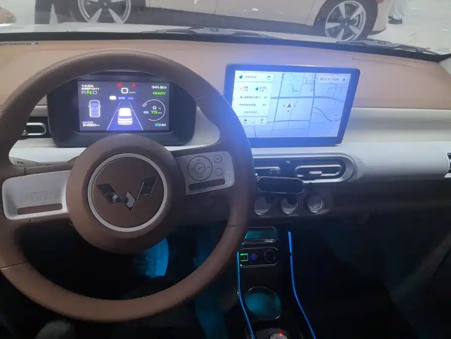 Wuling MINIEV — миниатюра 12