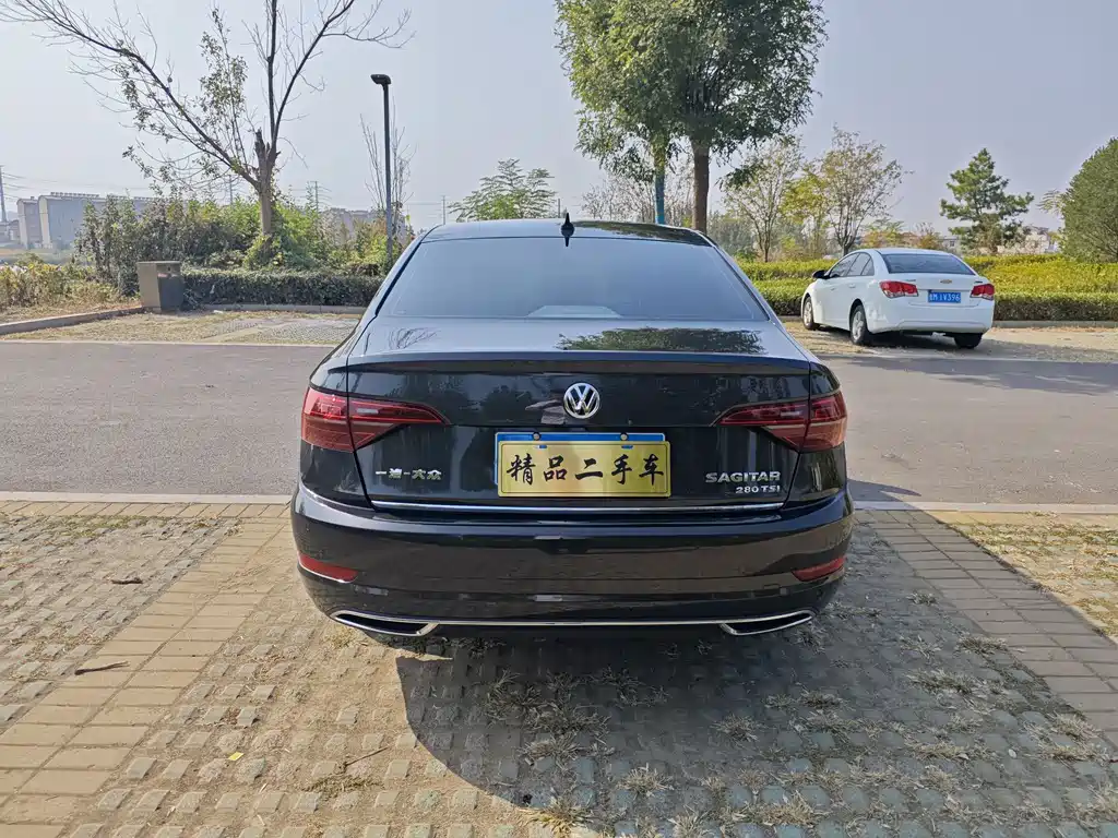Volkswagen Sagitar — миниатюра 7