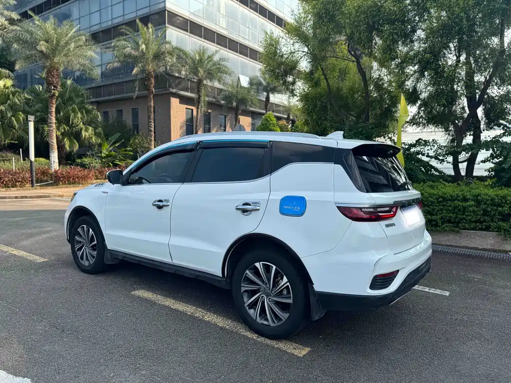 Geely Vision X6 — миниатюра 14