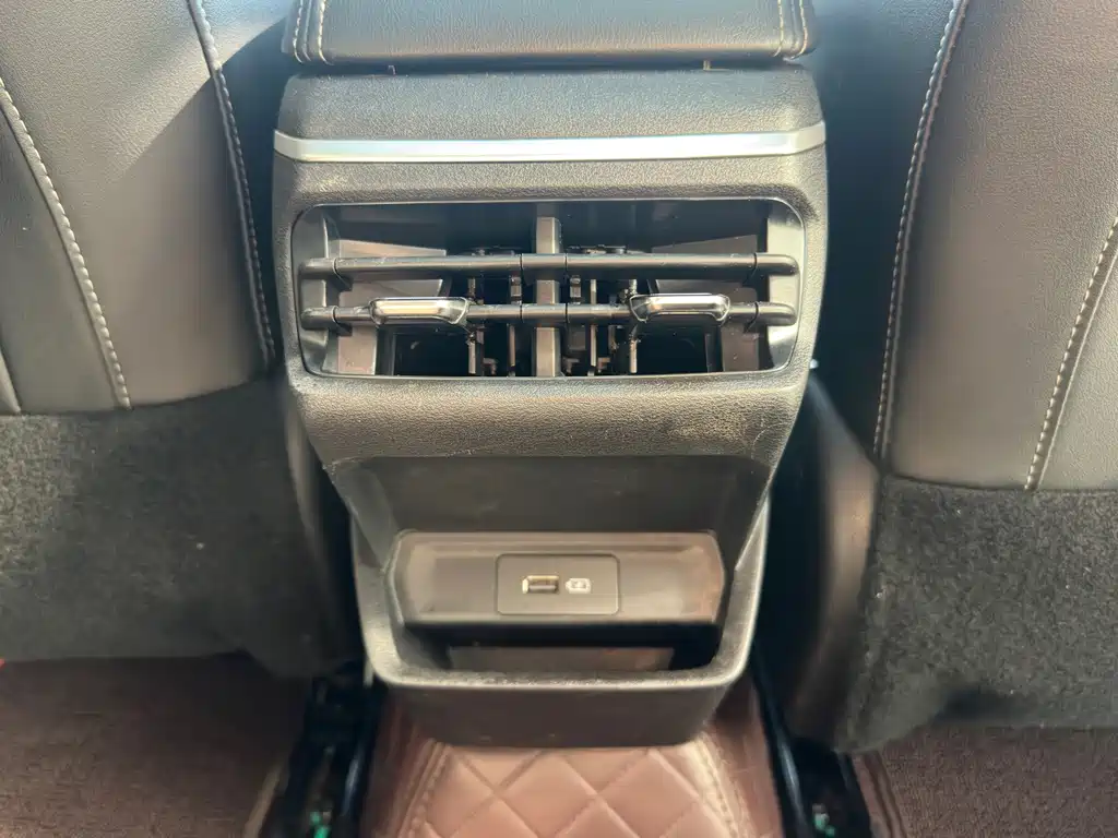 Geely Emgrand - фото 17