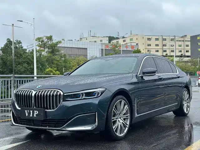 BMW  7 SERIES