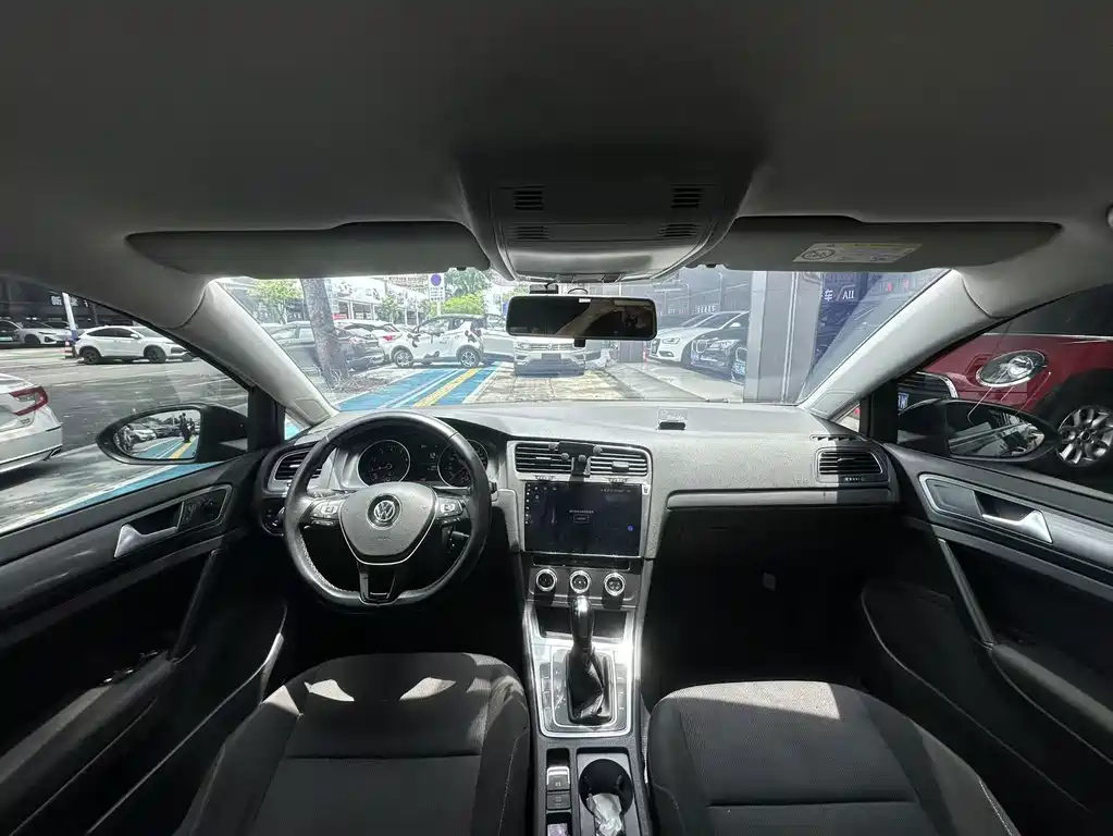 Volkswagen Golf — миниатюра 7