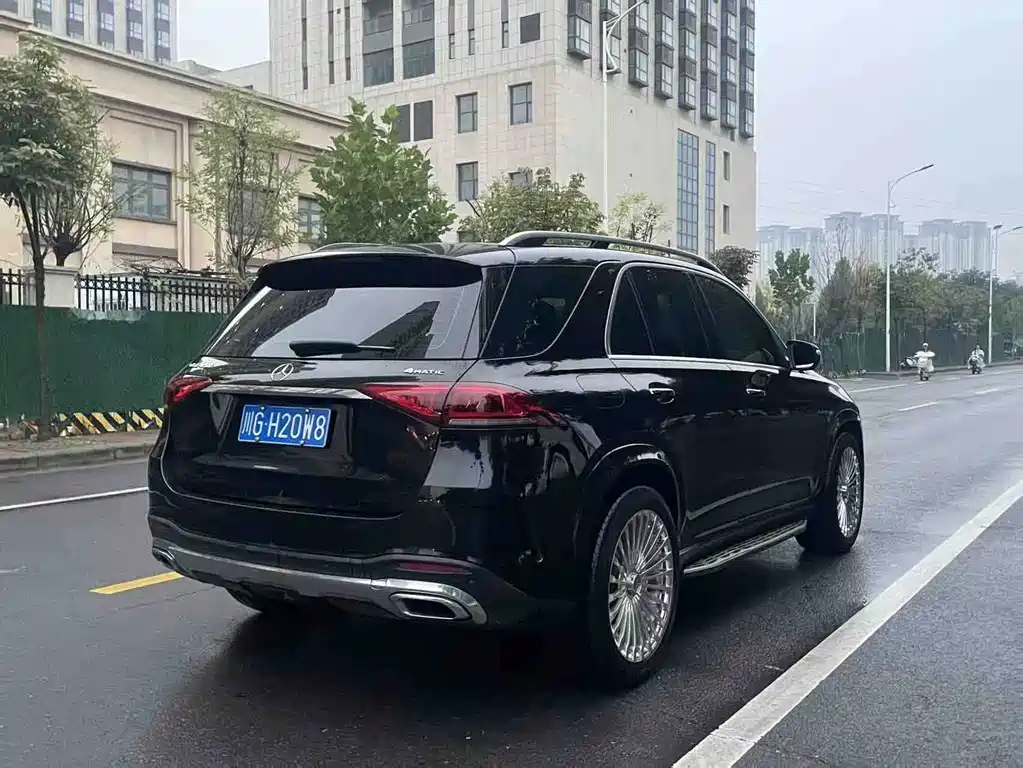 Mercedes-Benz GLE (Import) — миниатюра 9