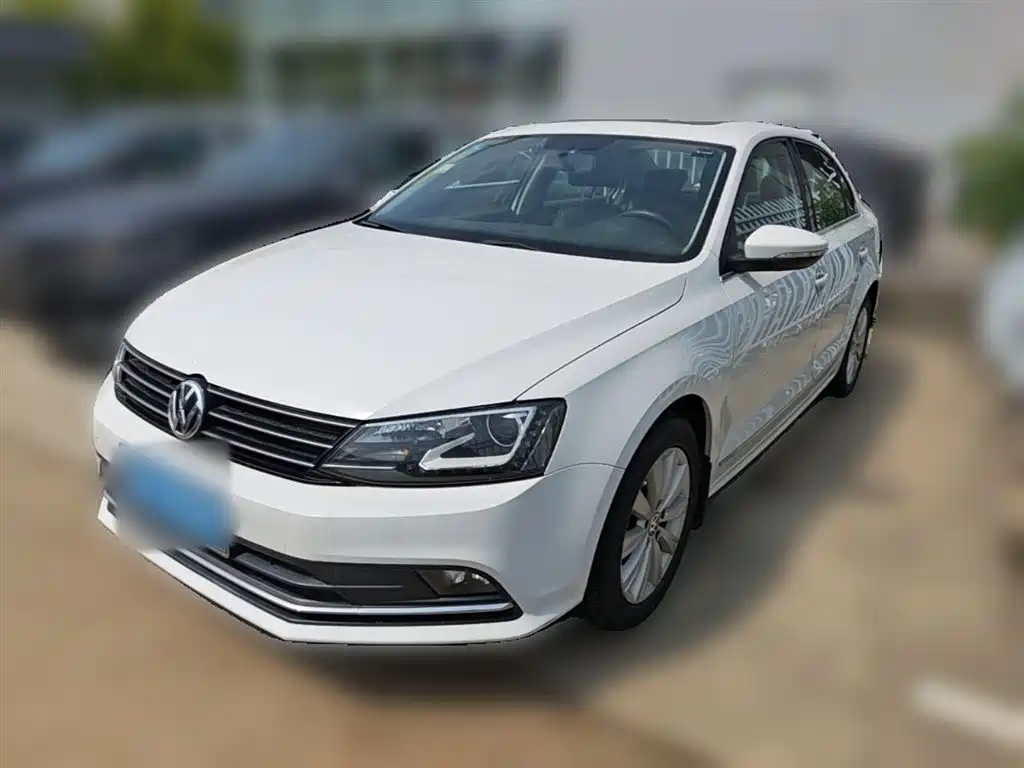 Volkswagen Sagitar 2016