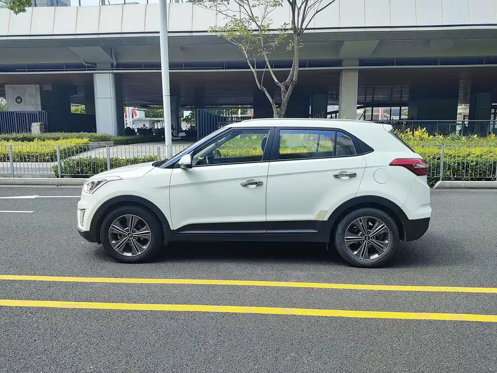 Hyundai ix25 — миниатюра 8