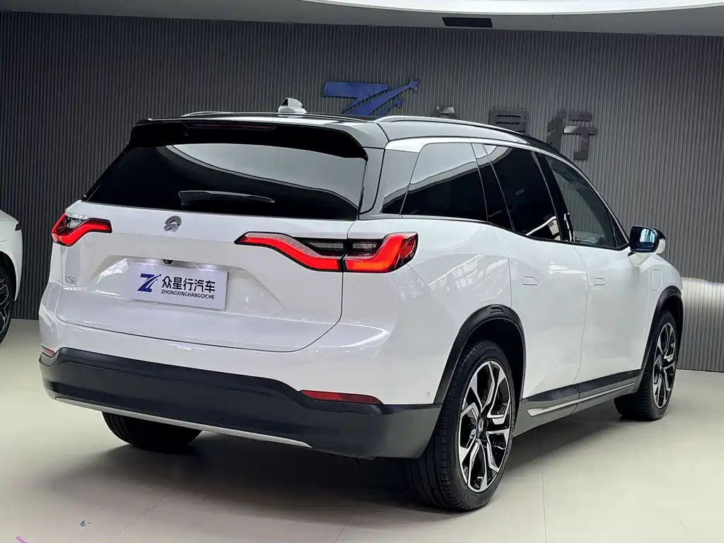 NIO ES8 — миниатюра 5