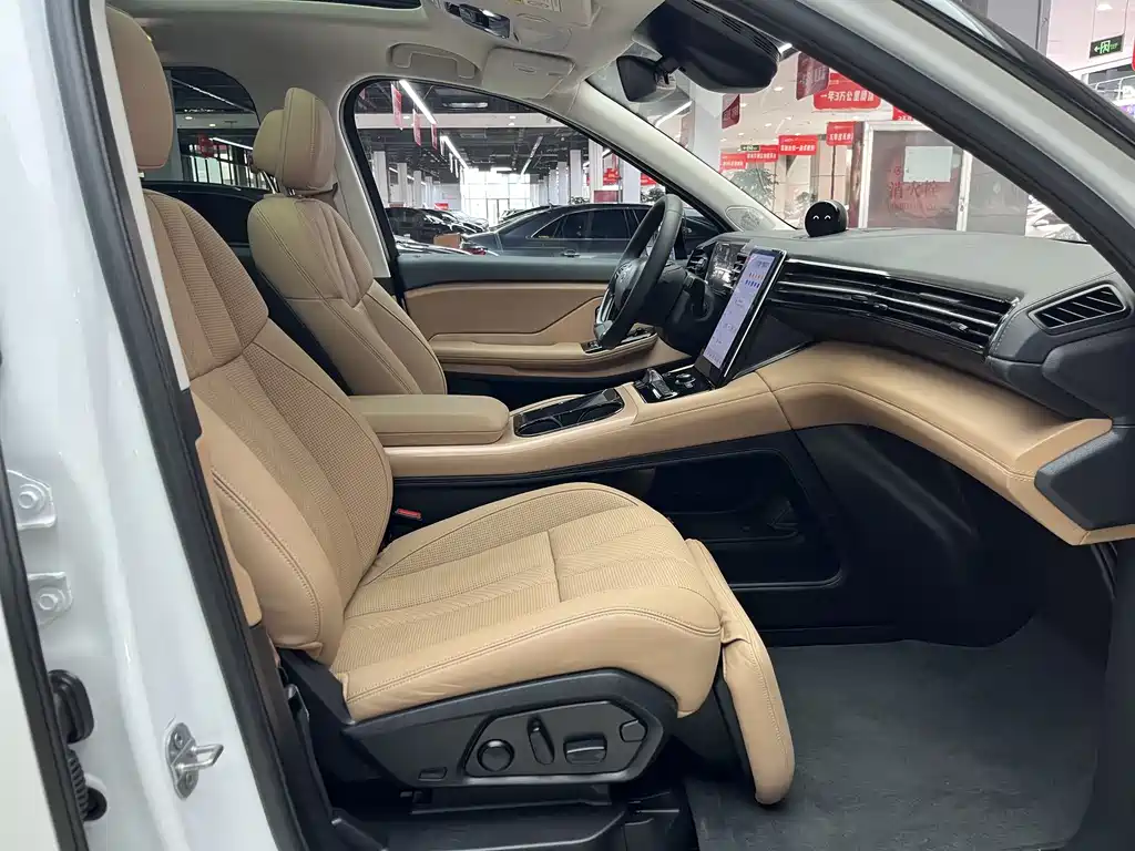 NIO ES8 — миниатюра 10