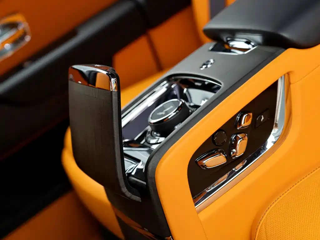 Rolls-Royce Cullinan — миниатюра 16