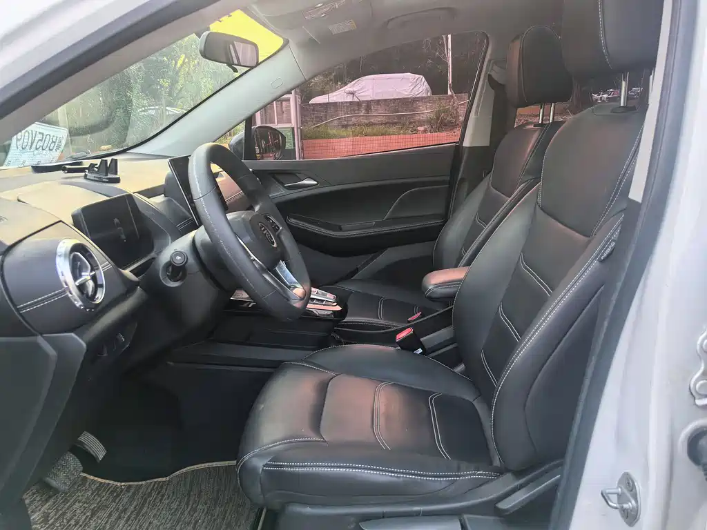 BYD Yuan 2019 EV360 Enjoy