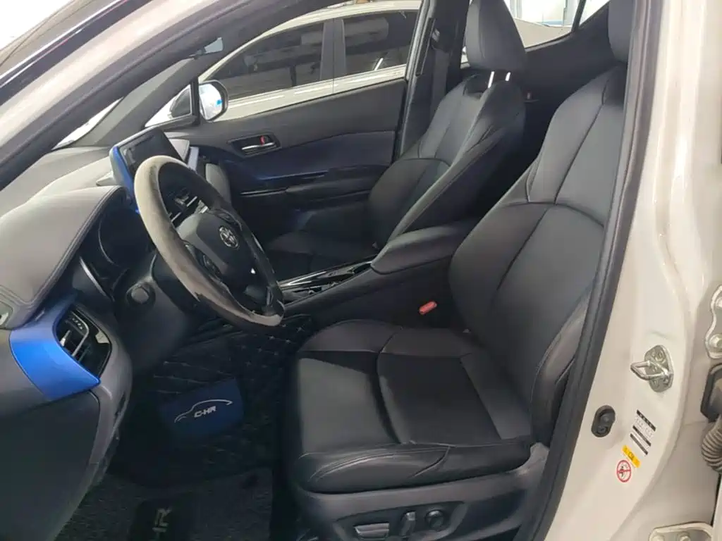 Toyota C-HR — миниатюра 15