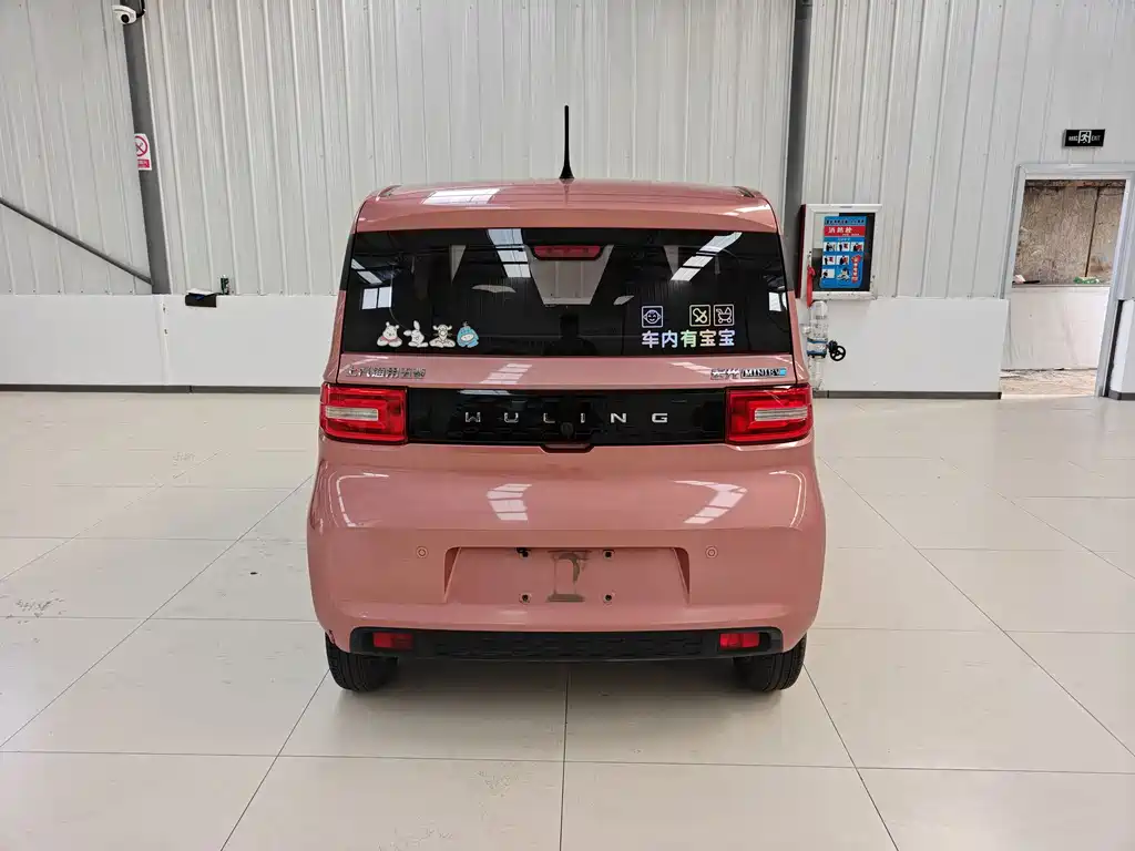 Wuling MINIEV — миниатюра 5
