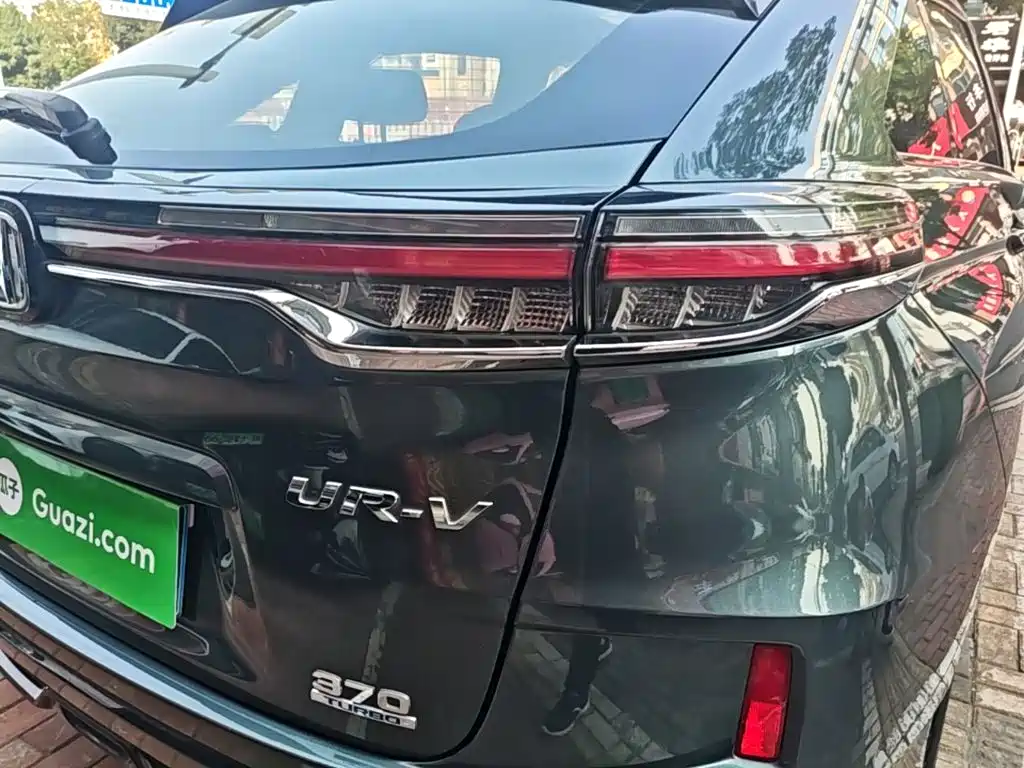 Honda UR-V — миниатюра 8