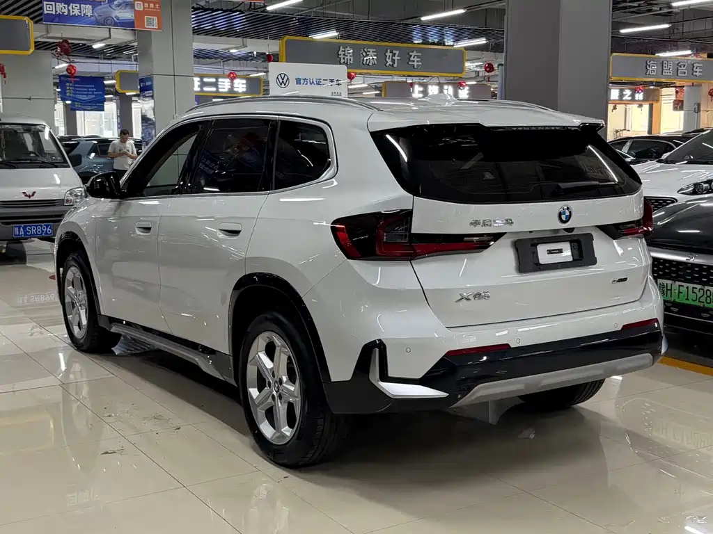 BMW X1 2023 sDrive20Li X