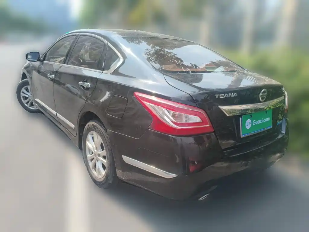 Nissan Teana — миниатюра 4