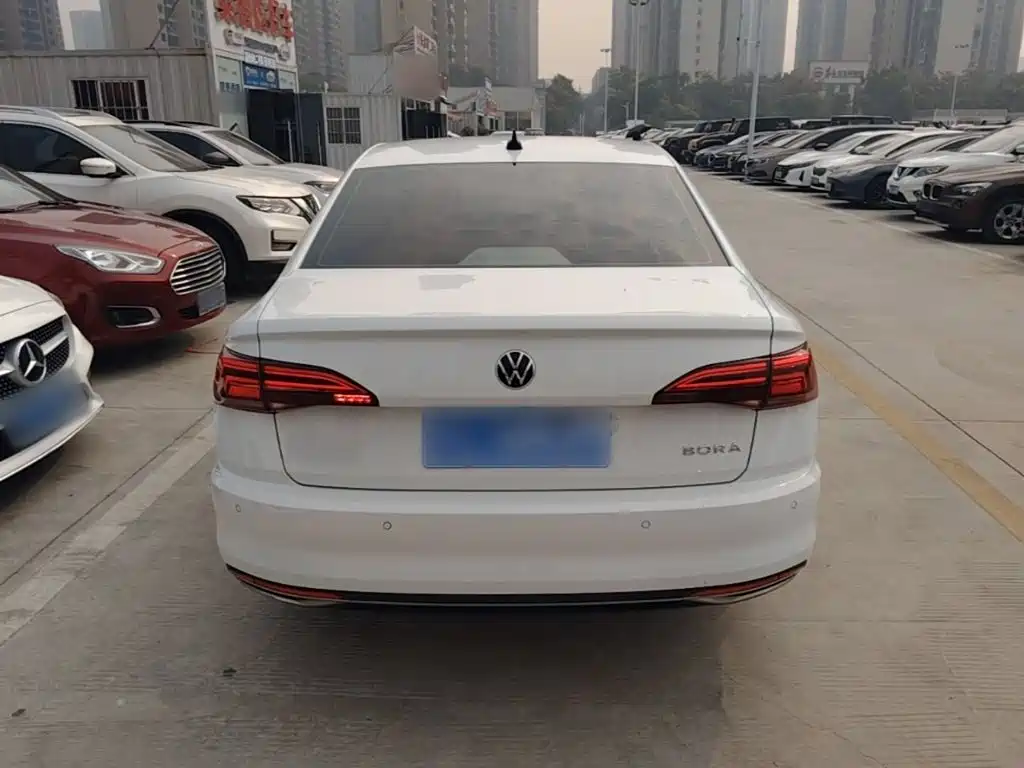 Volkswagen Bora — миниатюра 6
