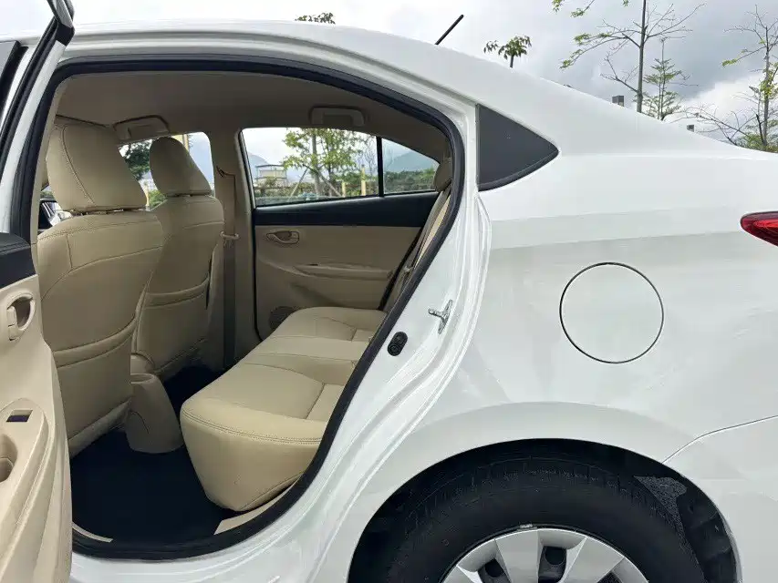 Toyota Vios — миниатюра 9