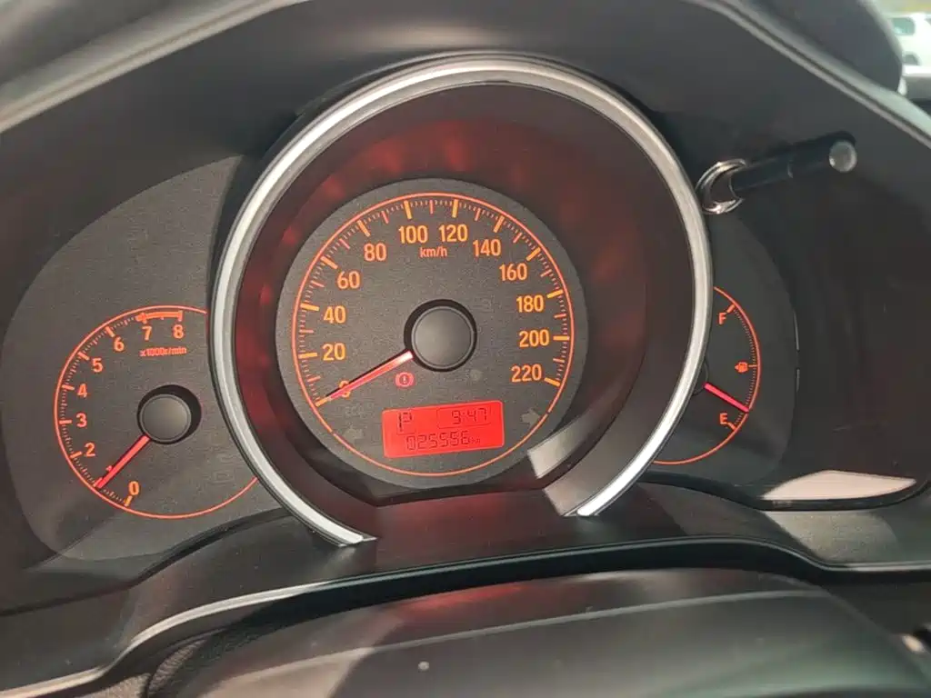 Honda Fit — миниатюра 12