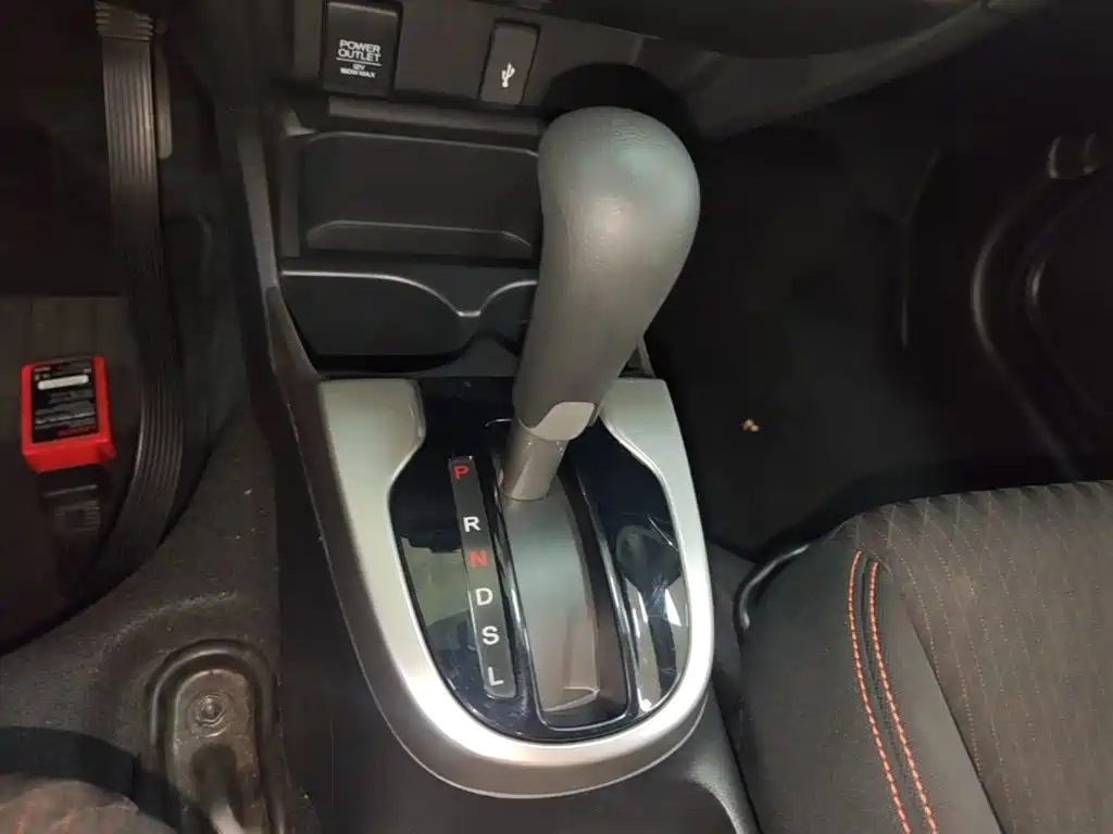Honda Fit — миниатюра 14