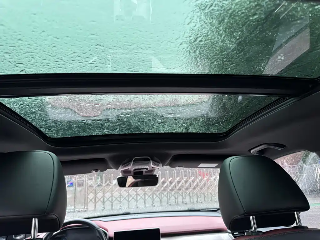 GEELY AUTOMOBILE BINYUE