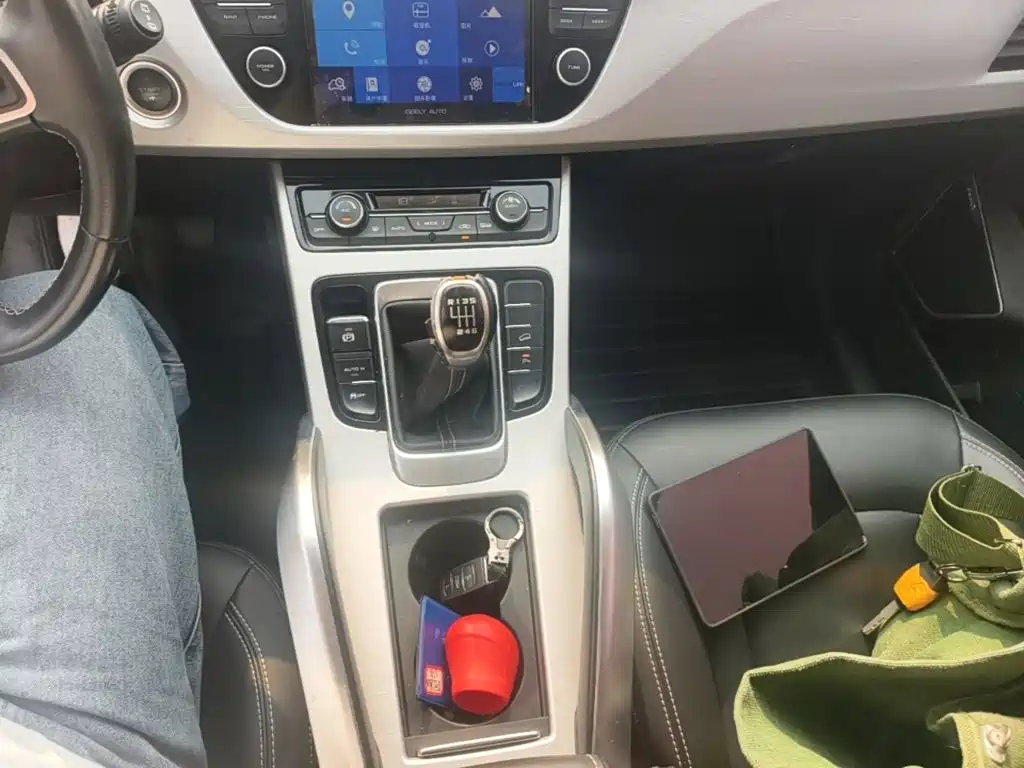Geely Boyue — миниатюра 14