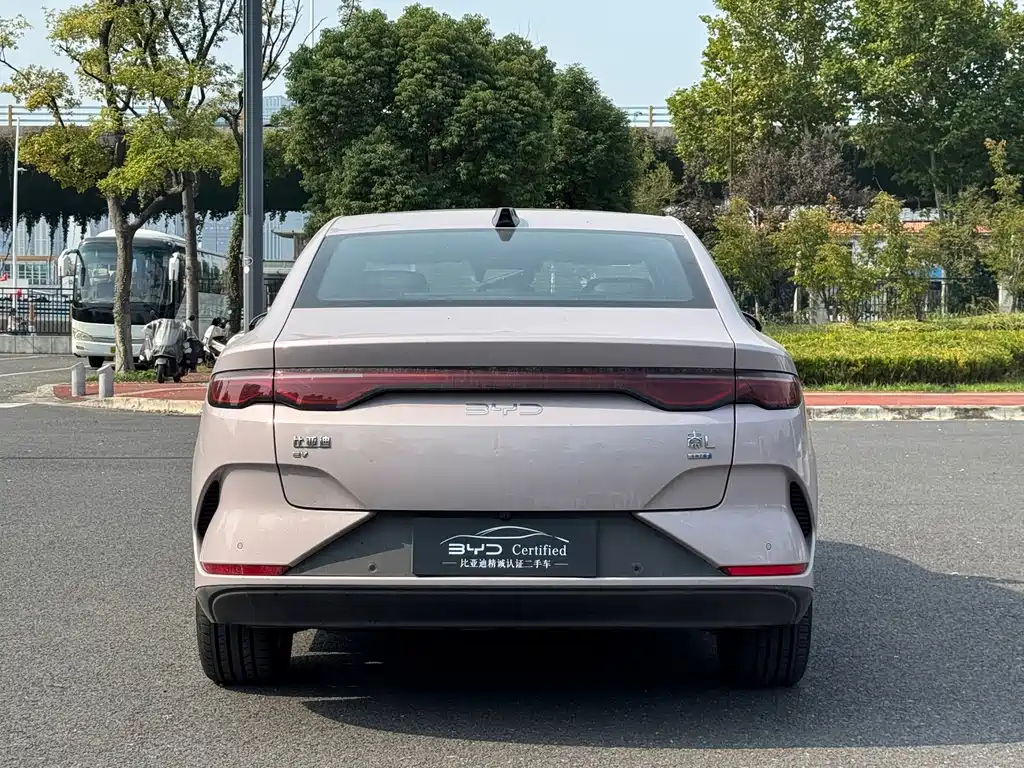 BYD Qin L — миниатюра 13