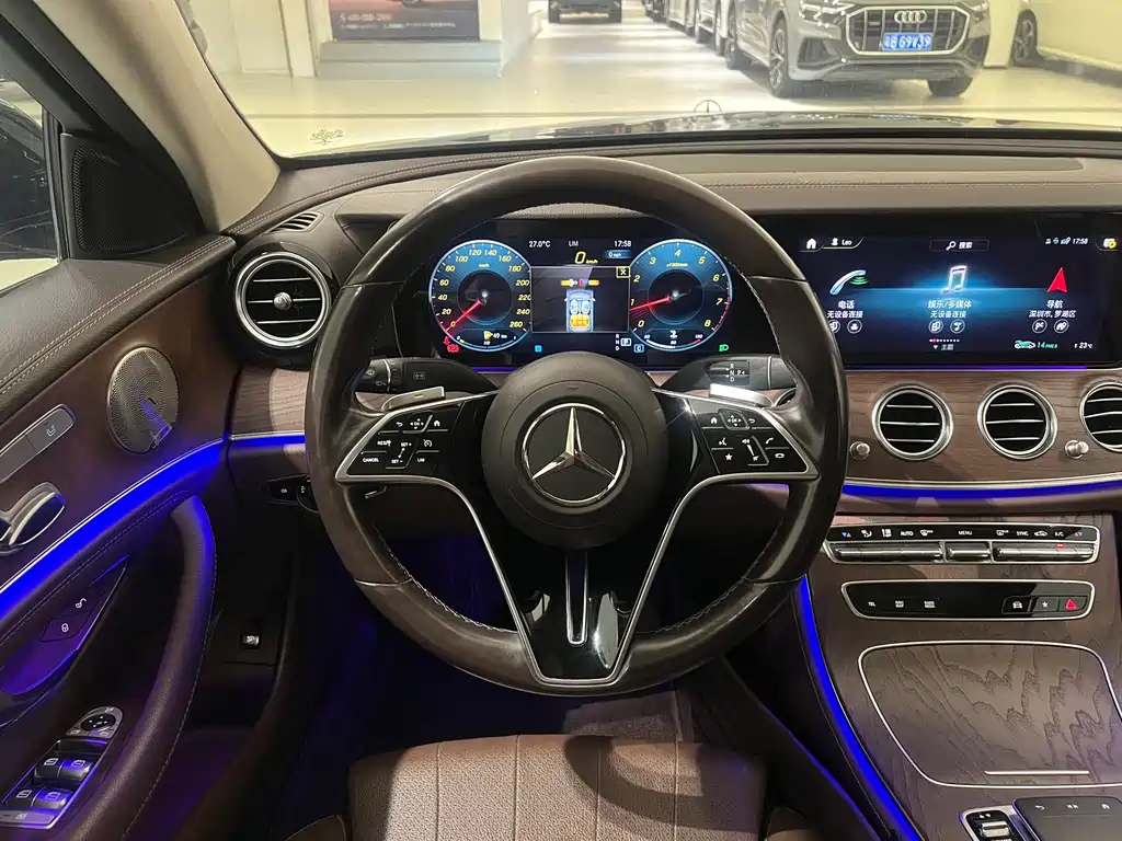 Mercedes-Benz E-Class — миниатюра 8