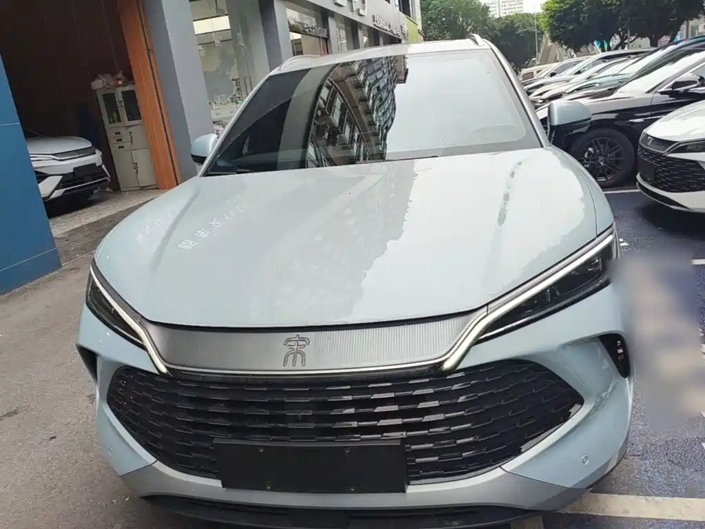 BYD L DM-i — миниатюра 3