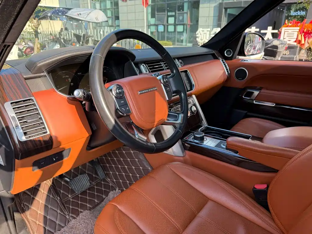 Land Rover Range Rover — миниатюра 7