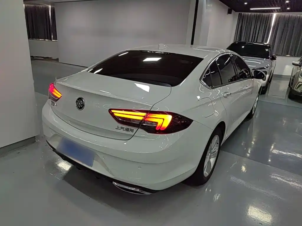 Buick Regal — миниатюра 7