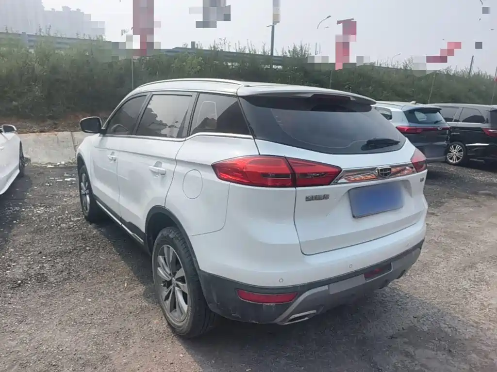 Geely Boyue — миниатюра 5
