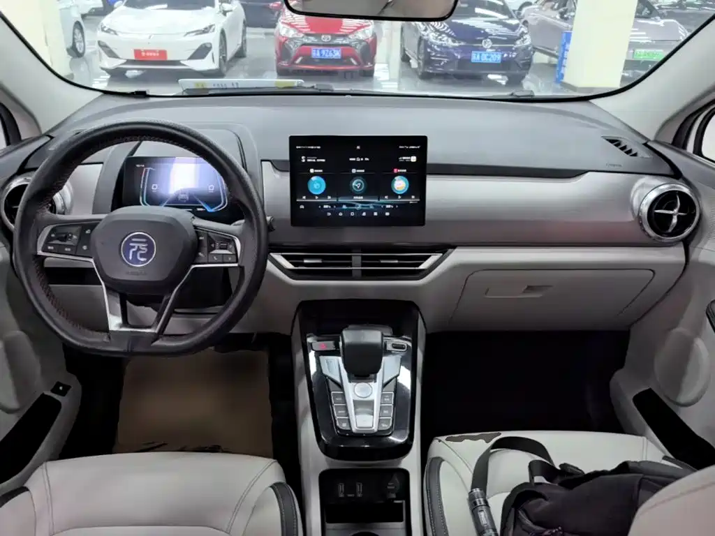BYD Yuan Pro — миниатюра 10