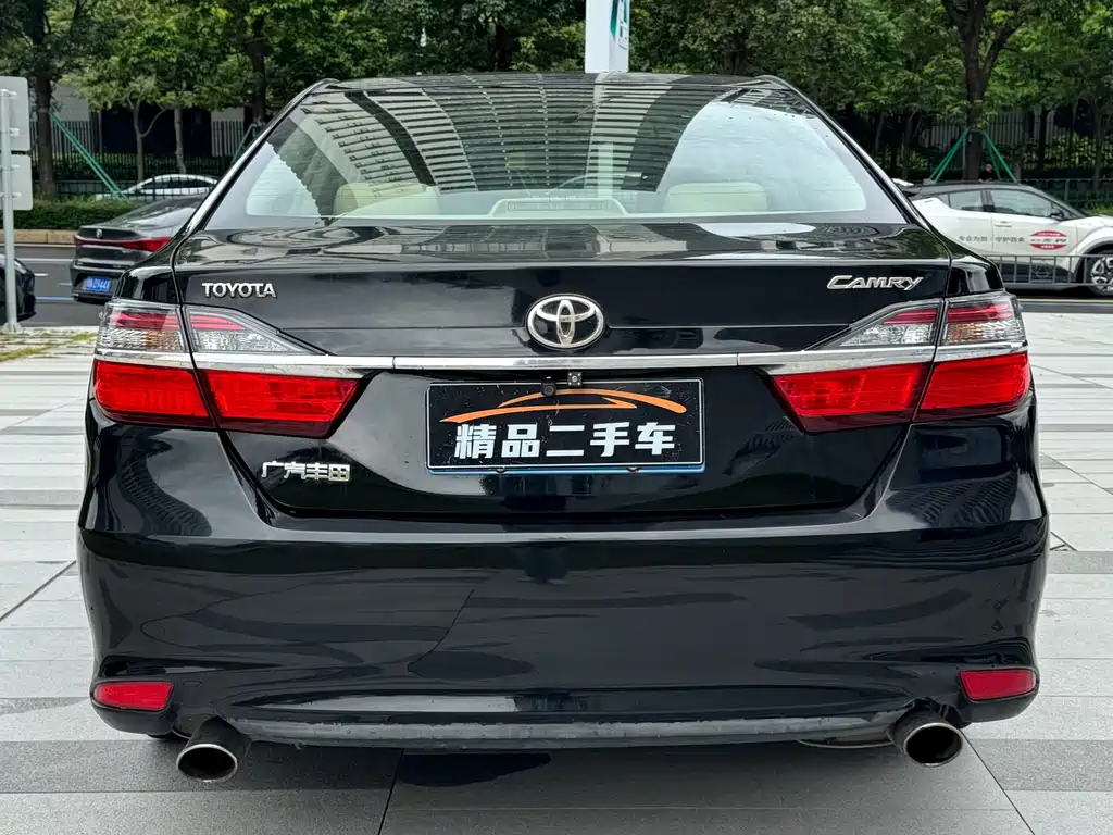 Toyota Camry — миниатюра 20